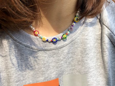 Wholesale Colorful Small Daisy Petal Glass Beads Collarbone Necklace on Sale