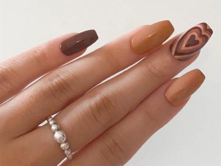 Wholesale Brown Color False Nails Heart Shaped Plastic Nail Stickers For Sale